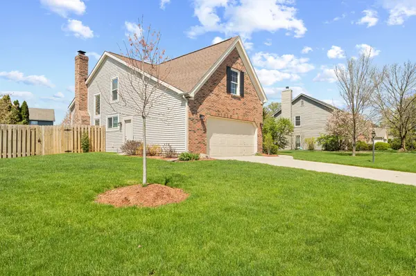 11252 Avery CIR, Fishers, IN 46038