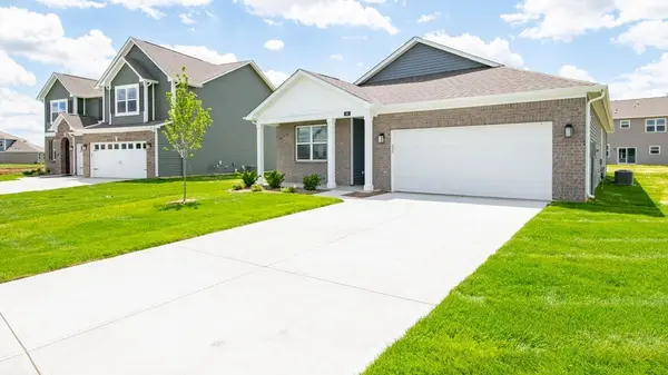 60 Miller DR, Whiteland, IN 46184
