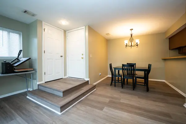 2879 Eagles Crest CIR #A, Indianapolis, IN 46214