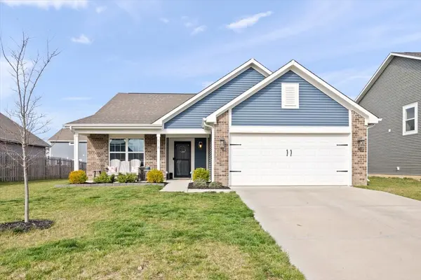 518 N Quartz LN, Fortville, IN 46040