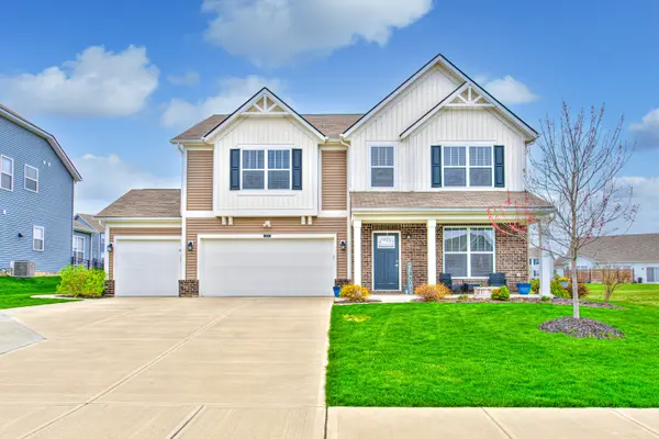 1304 Plover DR, Greenwood, IN 46143
