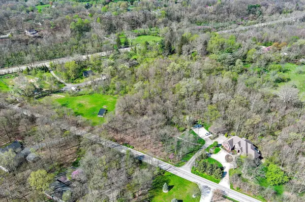 9450 N Kissell RD, Zionsville, IN 46077