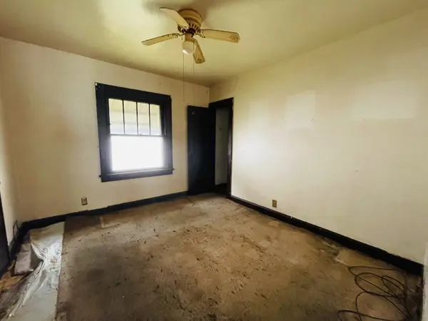 949 N Chester AVE, Indianapolis, IN 46201
