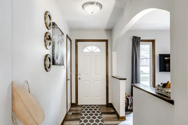 9241 Grinnell ST, Indianapolis, IN 46268