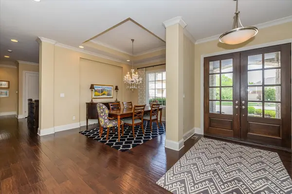 9988 South Towne LN, Carmel, IN 46032