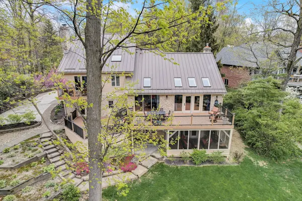 9646 Bayview CT, Indianapolis, IN 46256