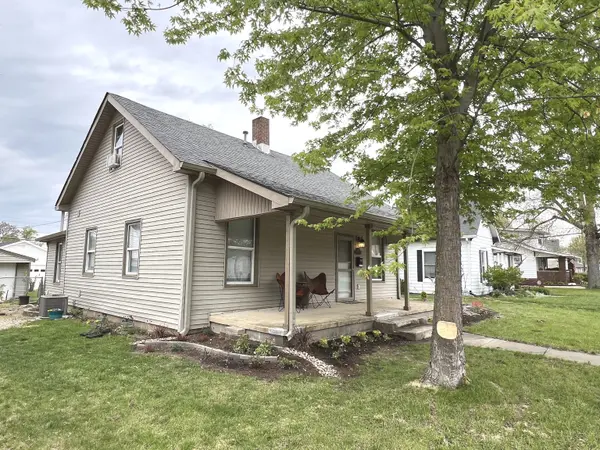 348 W Wiley ST, Greenwood, IN 46142