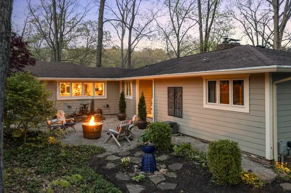 8302 N Chickadee DR, Morgantown, IN 46160