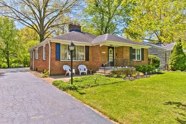 1157 Ivy LN, Indianapolis, IN 46220