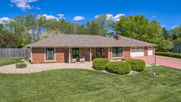 511 Pheasant RUN, Zionsville, IN 46077