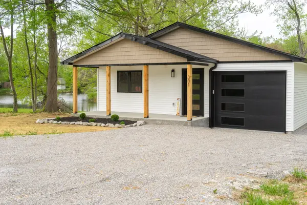 301 Beech RD, North Vernon, IN 47265