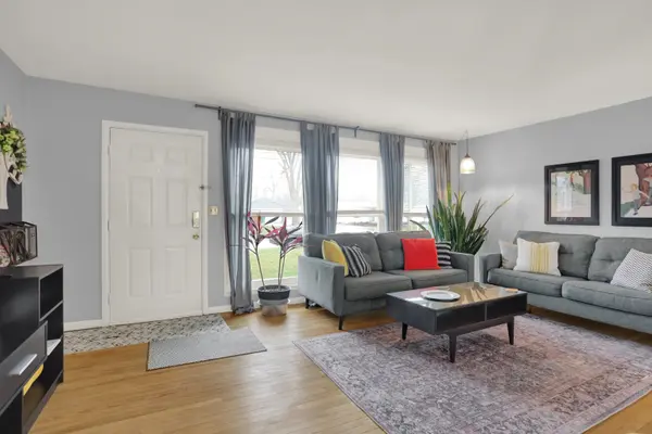 218 E Hoover ST, Westfield, IN 46074