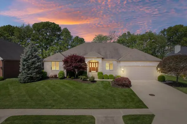 220 Hazy LN, Greenwood, IN 46142