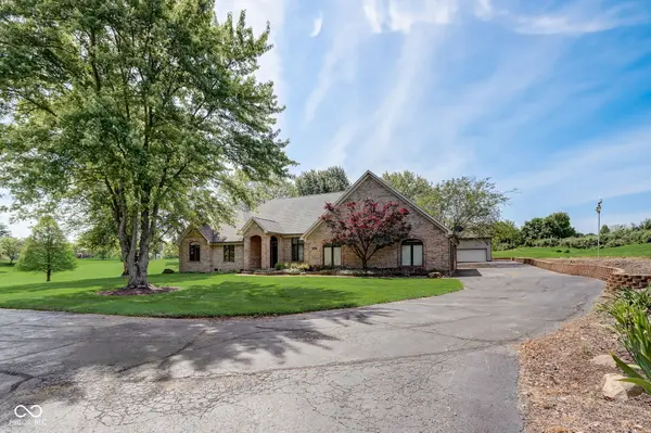 251 W Greencastle RD, Mooresville, IN 46158