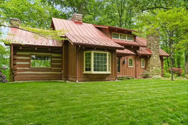 724 Freeman Ridge RD, Nashville, IN 47448