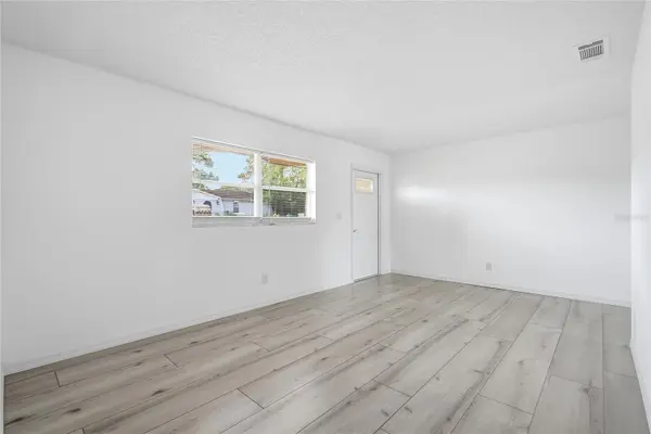 2218 WHITNEY PL, Valrico, FL 33594