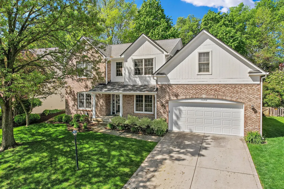 12268 Cobblestone DR, Fishers, IN 46037