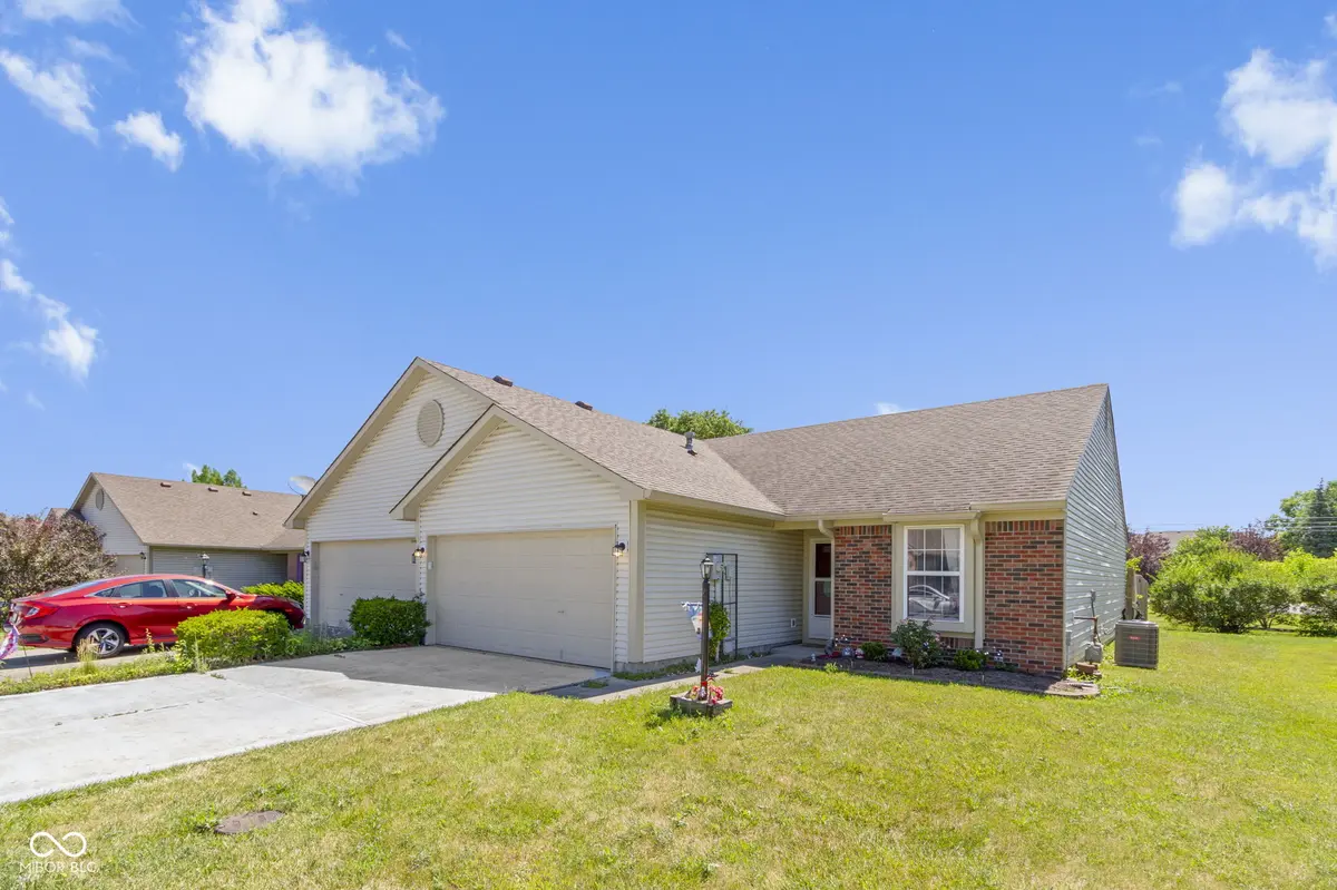 7251 Broyles LN, Indianapolis, IN 46217
