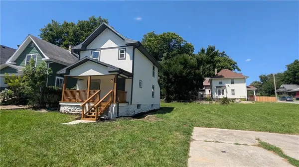 2628 College AVE, Kansas City, MO 64127