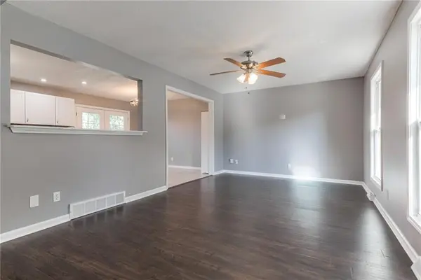 9534 Connell DR, Overland Park, KS 66212