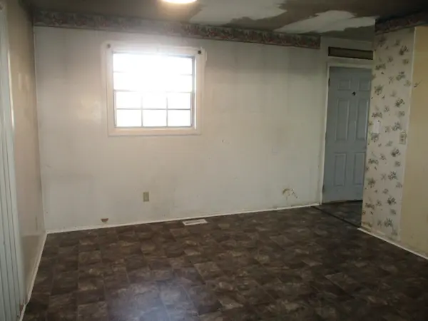 5205 W Southern AVE, Indianapolis, IN 46241