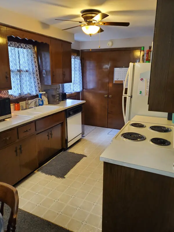 2029 Alhambra CT, Anderson, IN 46013