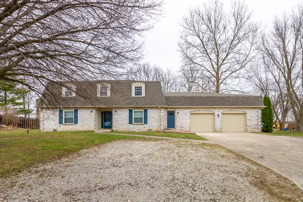 7601 W Mockingbird CT, Fairland, IN 46126
