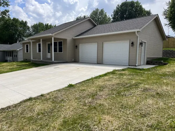 340 N Madison ST, Knightstown, IN 46148