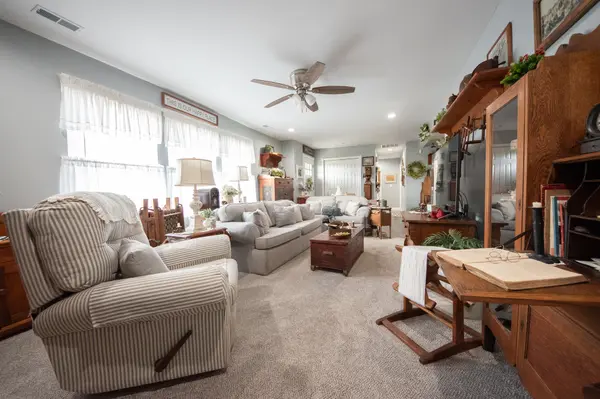 11228 E Sycamore ST, Seymour, IN 47274