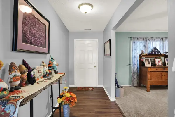 11533 Brook Bay CIR, Indianapolis, IN 46229