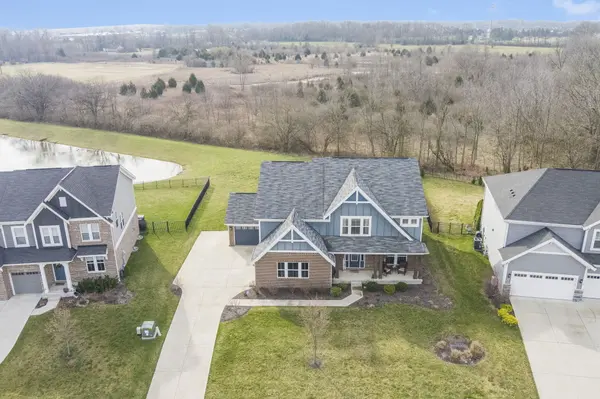 7733 Sunset Ridge Pkwy, Indianapolis, IN 46259
