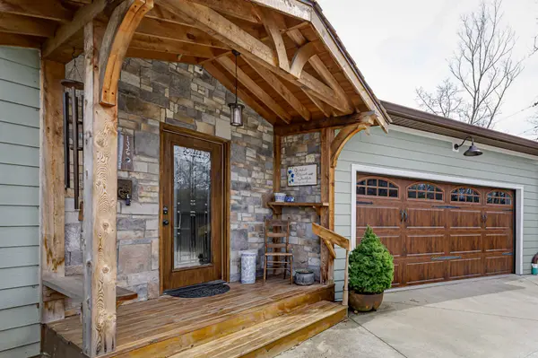 1326 Old State Road 46, Nashville, IN 47448