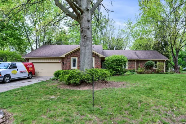 4170 Willow Wind DR, Greenwood, IN 46142