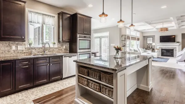 3728 Dunellen CIR, Carmel, IN 46074