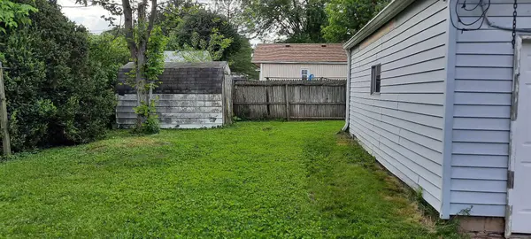464 Park DR, Greenwood, IN 46143