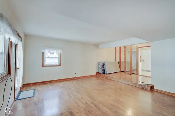1110 E Pike ST, Martinsville, IN 46151