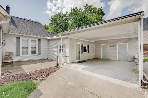 1110 E Pike ST, Martinsville, IN 46151