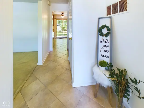 8724 Powderhorn CT, Indianapolis, IN 46256