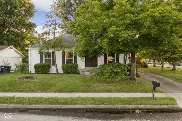 3033 Mcarthur WAY, IN 47130