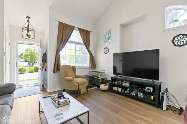 5908 Streamwood LN Indianapolis, IN 46237