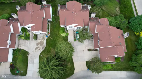 9586 Bay Vista E Dr, Indianapolis, IN 46250
