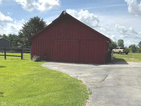 3245 E 100 S, Lebanon, IN 46052