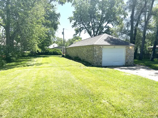 10845 Bellefontaine ST, Carmel, IN 46280
