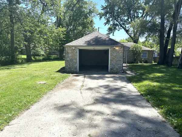 10845 Bellefontaine ST, Carmel, IN 46280