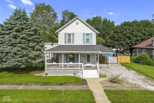 210 N Walnut ST, Ladoga, IN 47954