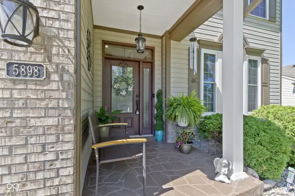 5898 W Port DR, Mccordsville, IN 46055