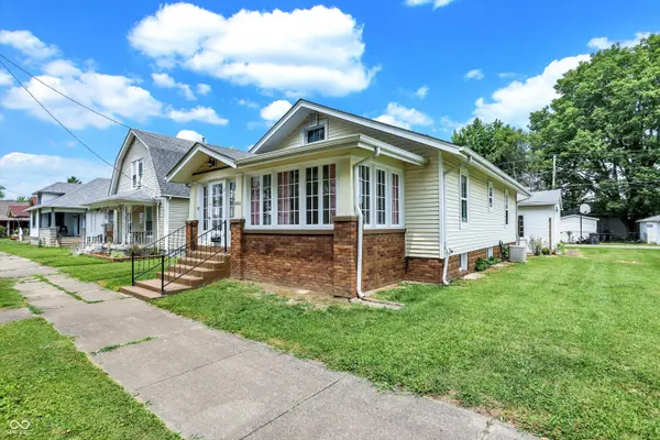 720 2nd ST, Shelbyville, IN 46176