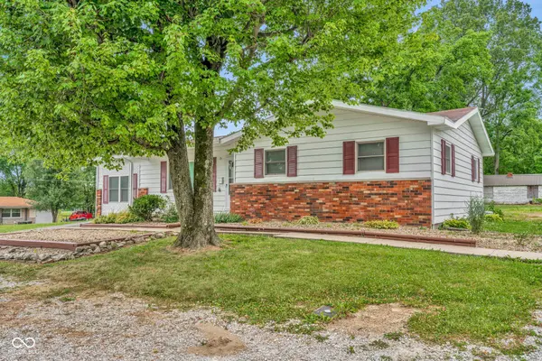 85 Short ST, Austin, IN 47102