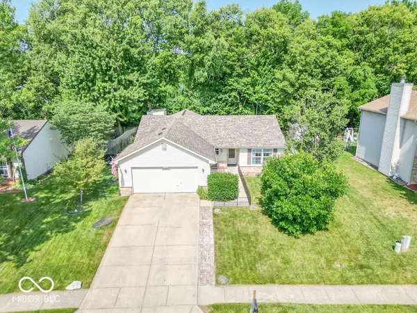 6058 Rocky River DR, Indianapolis, IN 46221
