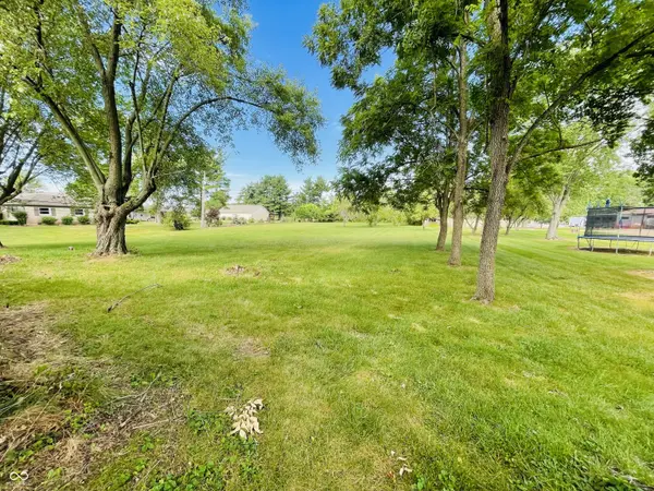 4526 S 650 W, New Palestine, IN 46163